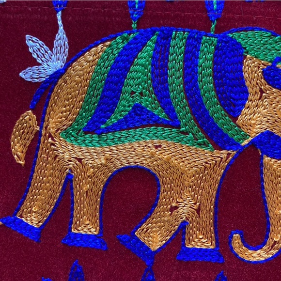 Elephant Embroidered Bag - Picture 3 of 5